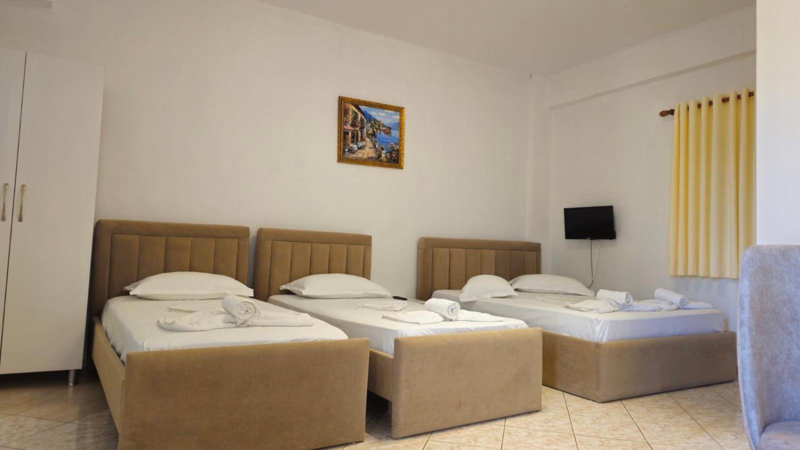 Arileo Hotel Himare Room photo