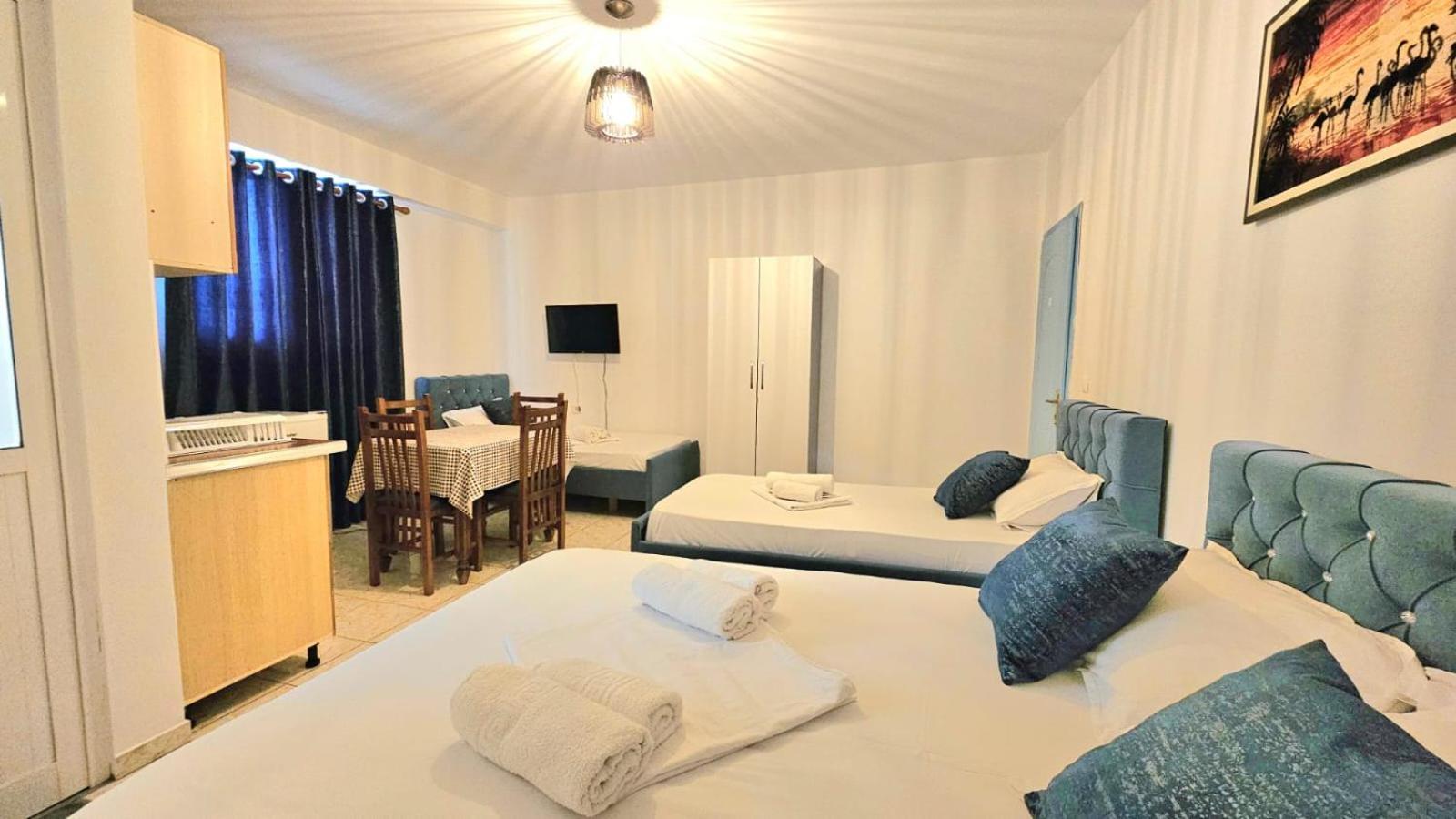 Arileo Hotel Himare Room photo