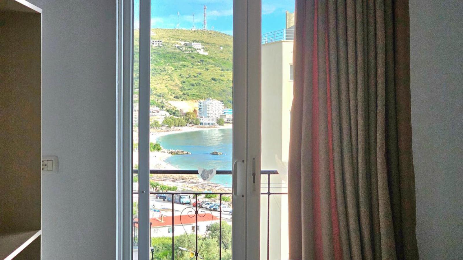 Arileo Hotel Himare Exterior photo